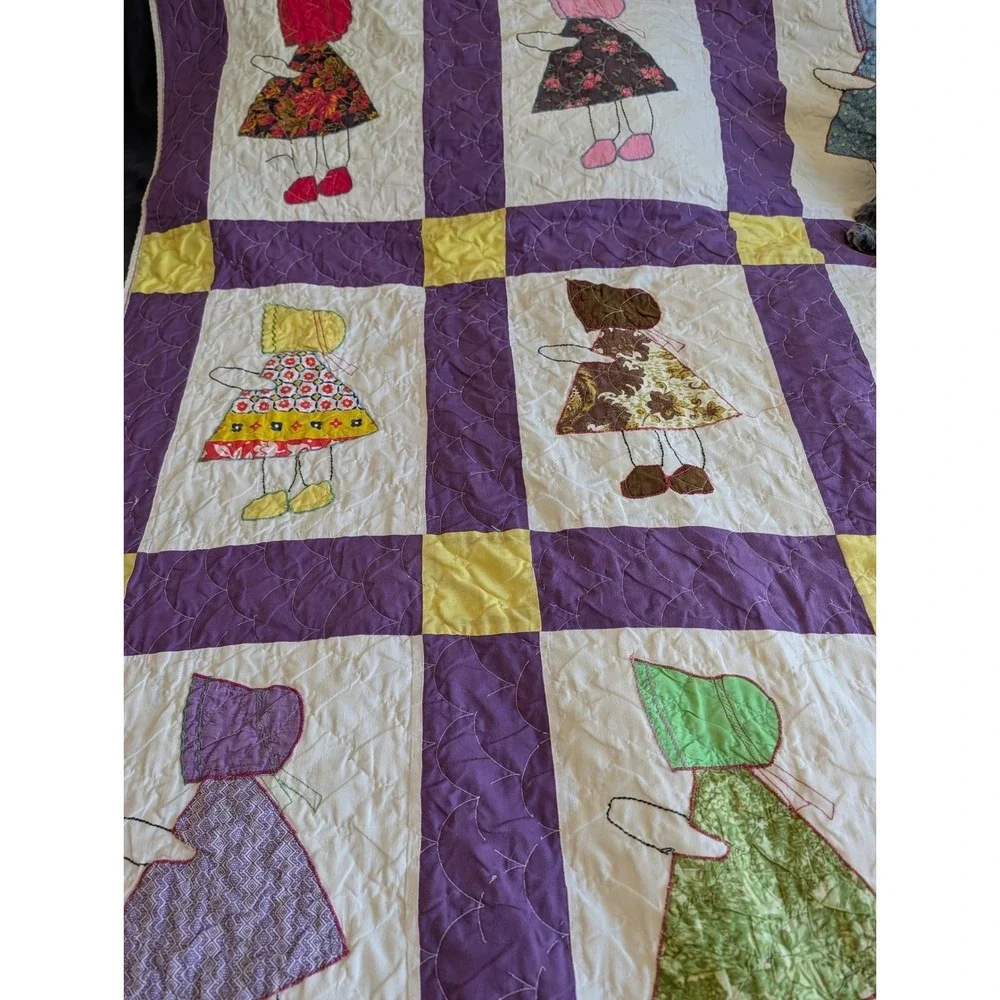 Vintage Handmade Quilt Sunbonnet Sue Twin Purple Calico‎ Cottage Folk Art 67x84